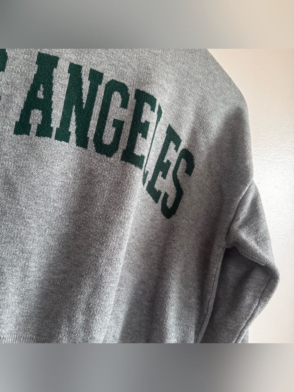 Charlotte Russe Grey & Green "Los Angeles" Cropped Knit Sweater Small - Picture 3 of 10